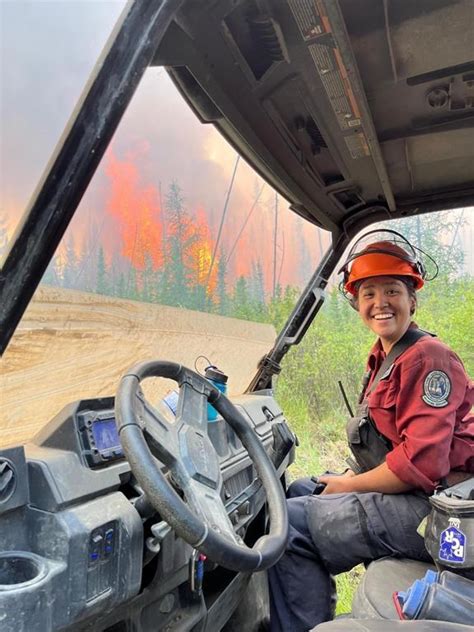 Memorial for fallen B.C. wildfire fighter held in Revelstoke